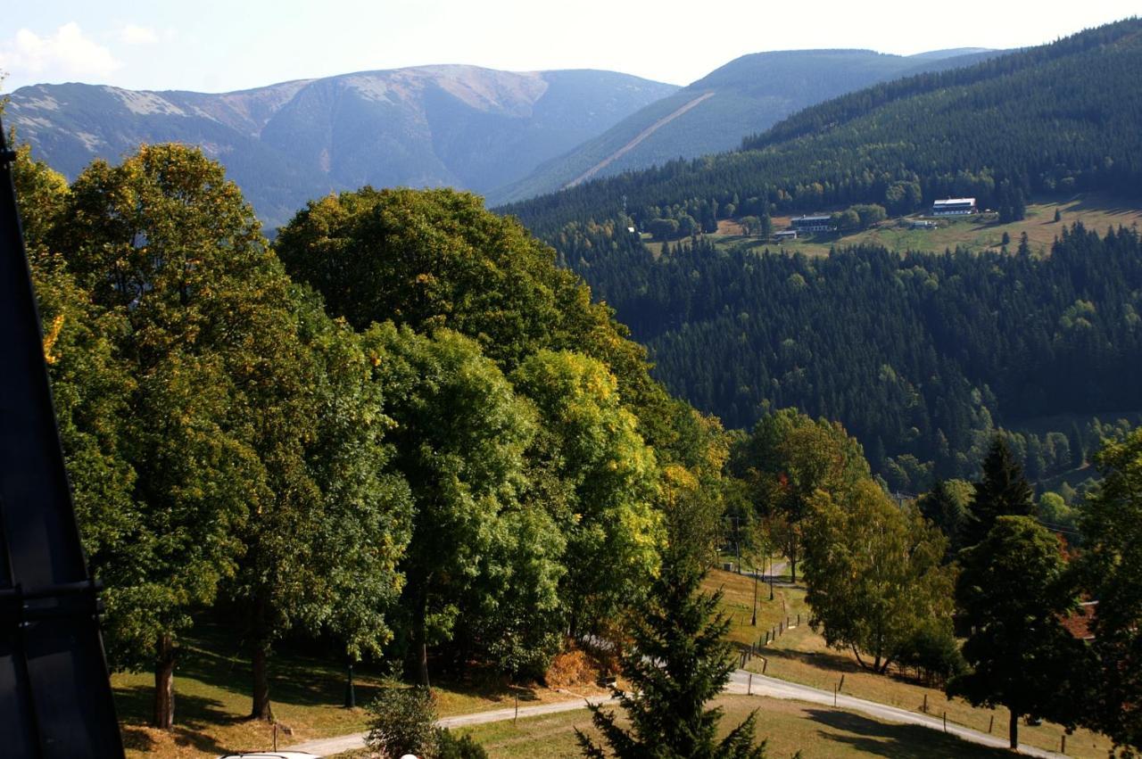 Svycarska Bouda Hotel Spindleruv Mlyn Exterior photo